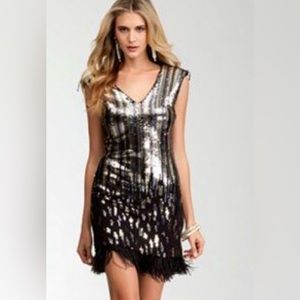 🖤🧡♦️NWT Bebe Ghost In The Tower Double V Feather Trim Sequin Dress🧡🖤